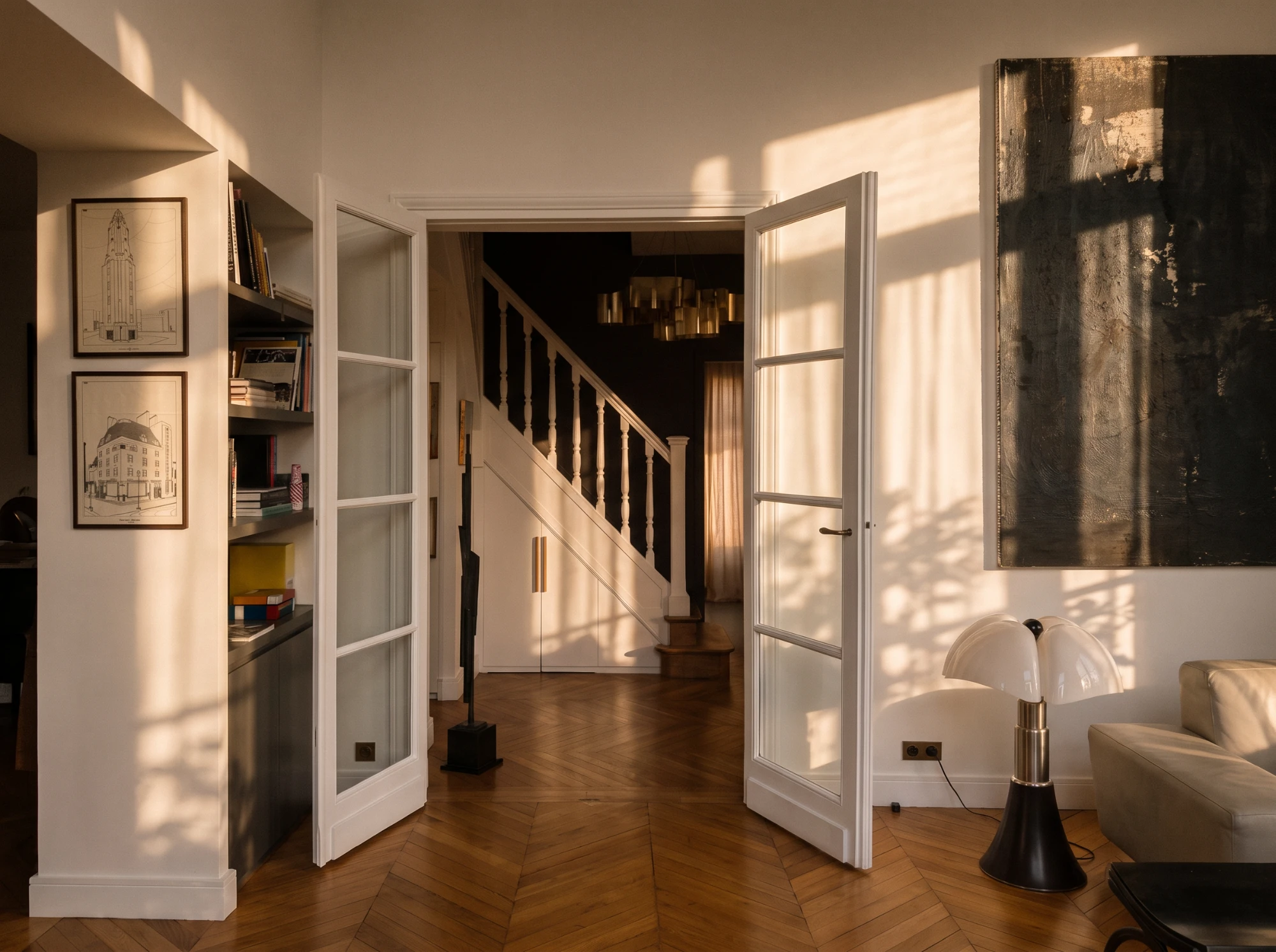 Laffitte, portes vitrées sur l'escalier